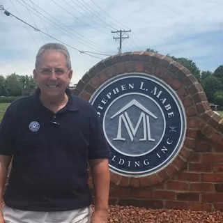 Stephen L. Mabe logo