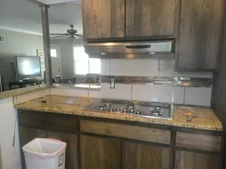 Steve Barnett Tile & Cabinets logo
