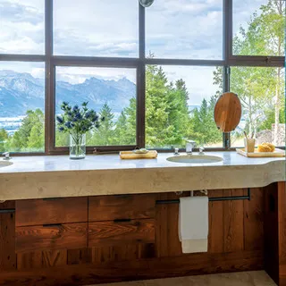 Stoneworks Custom Granite & Marble, llc logo