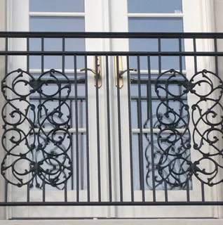 The Railing Mentch logo