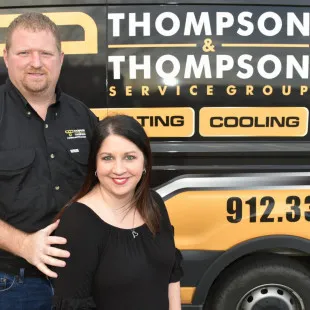 Thompson & Thompson Service Group logo