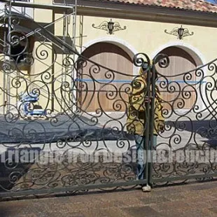 Triangle Iron Design - Fence Installation in Mount Olive, NC