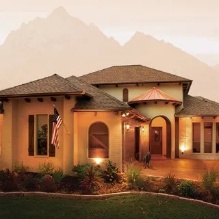 Vincent's Roofing logo
