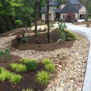 Wilson's Natural Landscaping, LLC logo