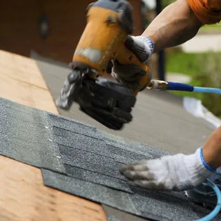 Wynne Roofing LLC logo