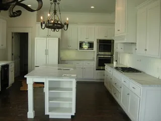 Yaughn Countertops logo
