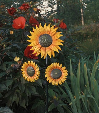Moonrays Solar Sunflower Stick Light