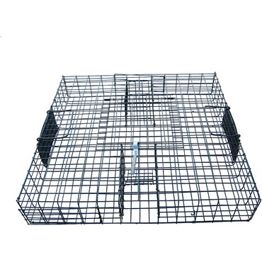 Rugged Ranch 24.5"x24.5" Squirrelinator Live Trap