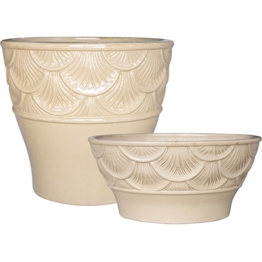 MCarr 32pc Scallop Planter Pallet Yellow Cream