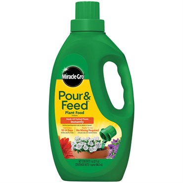 Miracle Gro 32oz RTU Pour & Feed
