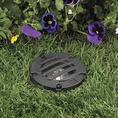 4.5 W MR-16 LED Standard Black Injection Molded Glass-Reinforced Ryton Landscape Series 5270 Model In-Ground Composite with Grate Well Light | VISGW5270B45W36