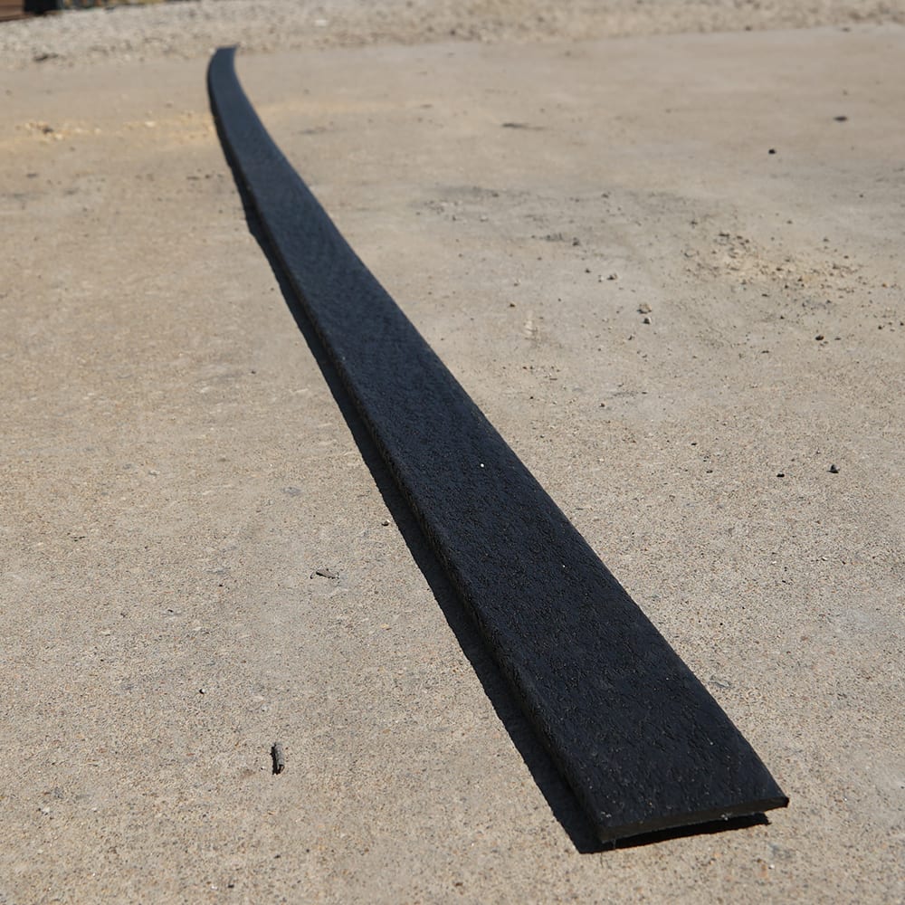 20' x 4" Plastic Black Stake | EPC100051993