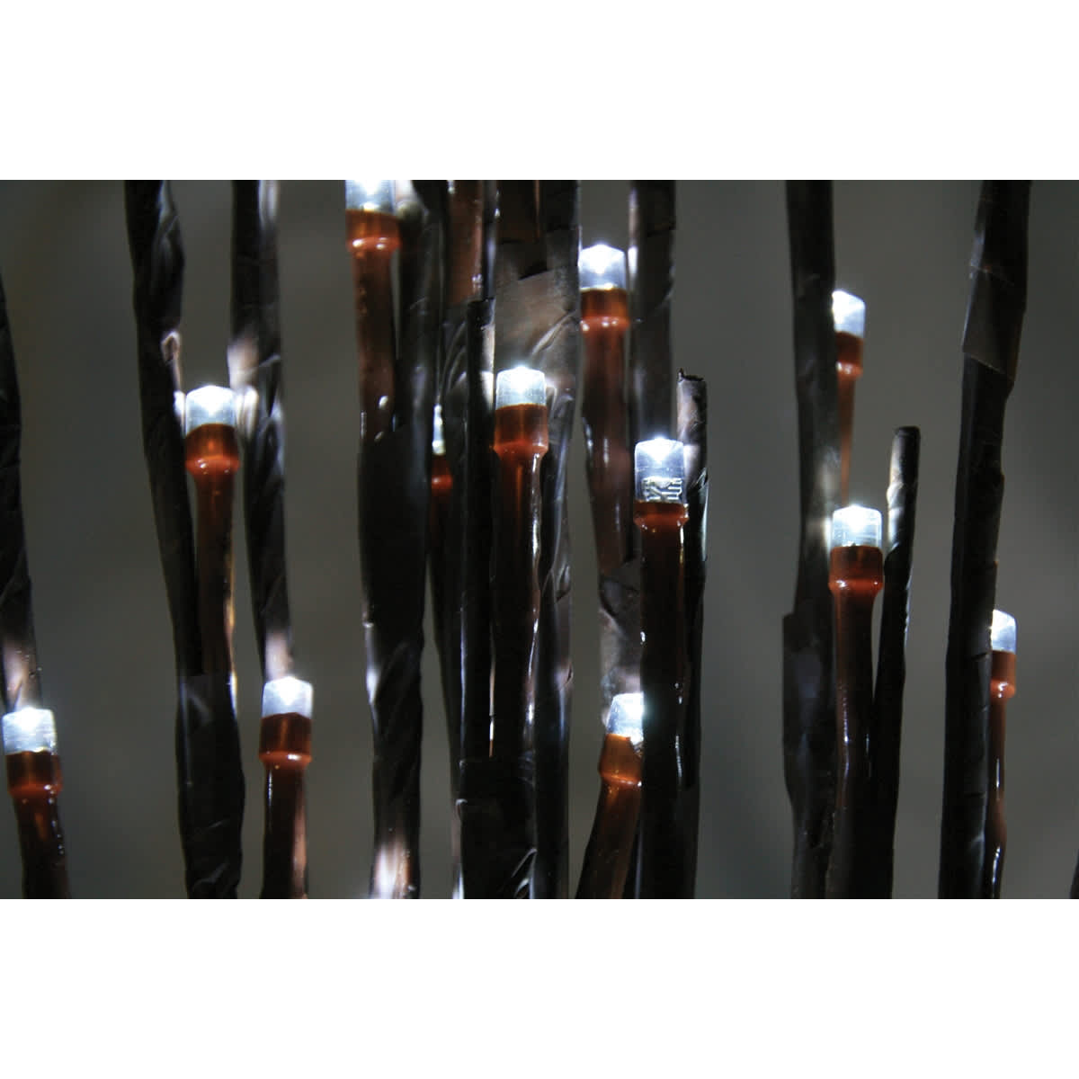 32" L Pure White LED Low Voltage 3-Set Twing Light | HBLLEDTWIG60PW