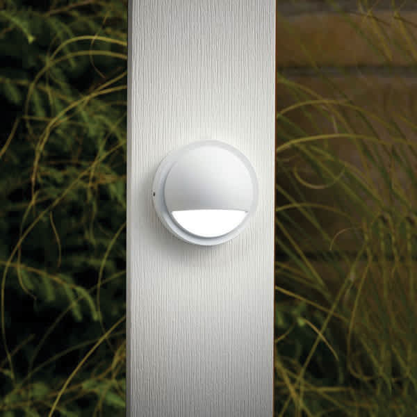0.86 W 2700K Integrated LED Textured White Aluminum Half Moon Deck Light | KIC15764WHT27R
