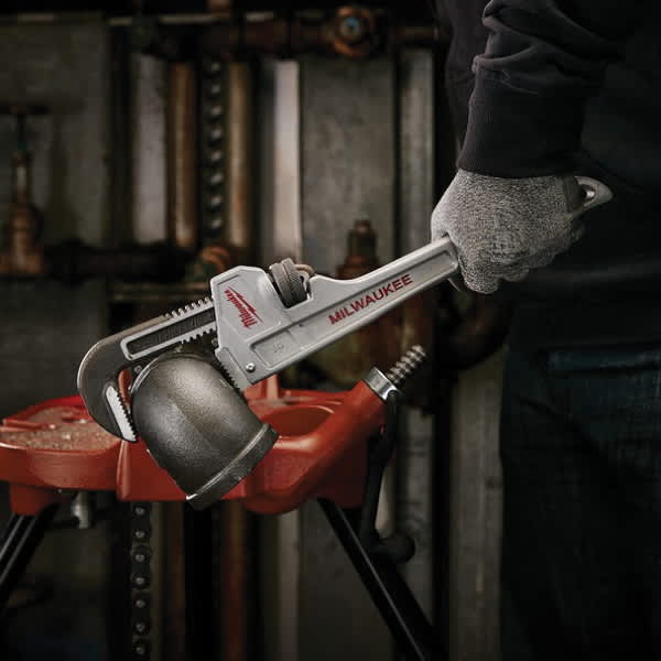 14" Aluminum Ergonomic For Turn Threaded Pipe and Pipe Fittings Pipe Wrench | MKE48227214