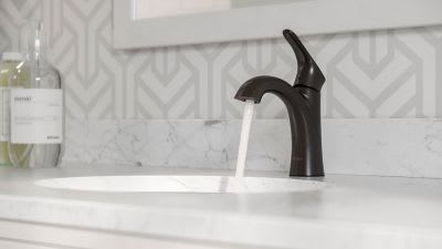1/2" NPSM 6-1/32" x 6-31/32" Metal Tuscan Bronze Single Control Weller Series Bathroom Faucet | PPFLG42WR0Y