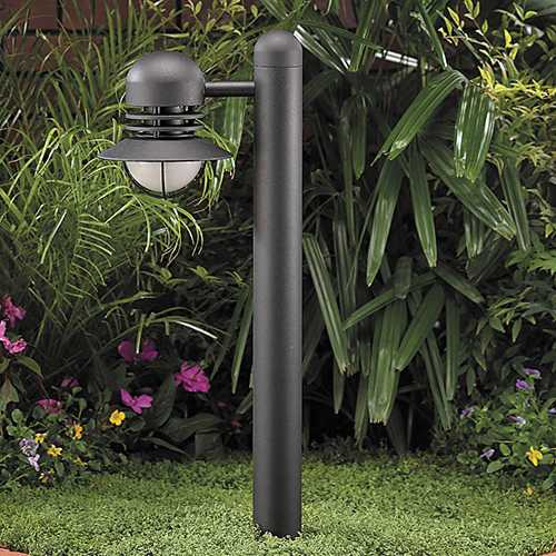 2.5 W Ceramic T3 LED Black Die-Cast Copper-Free Aluminum Landscape Series Bollard Light | VISBR8240B25WT3