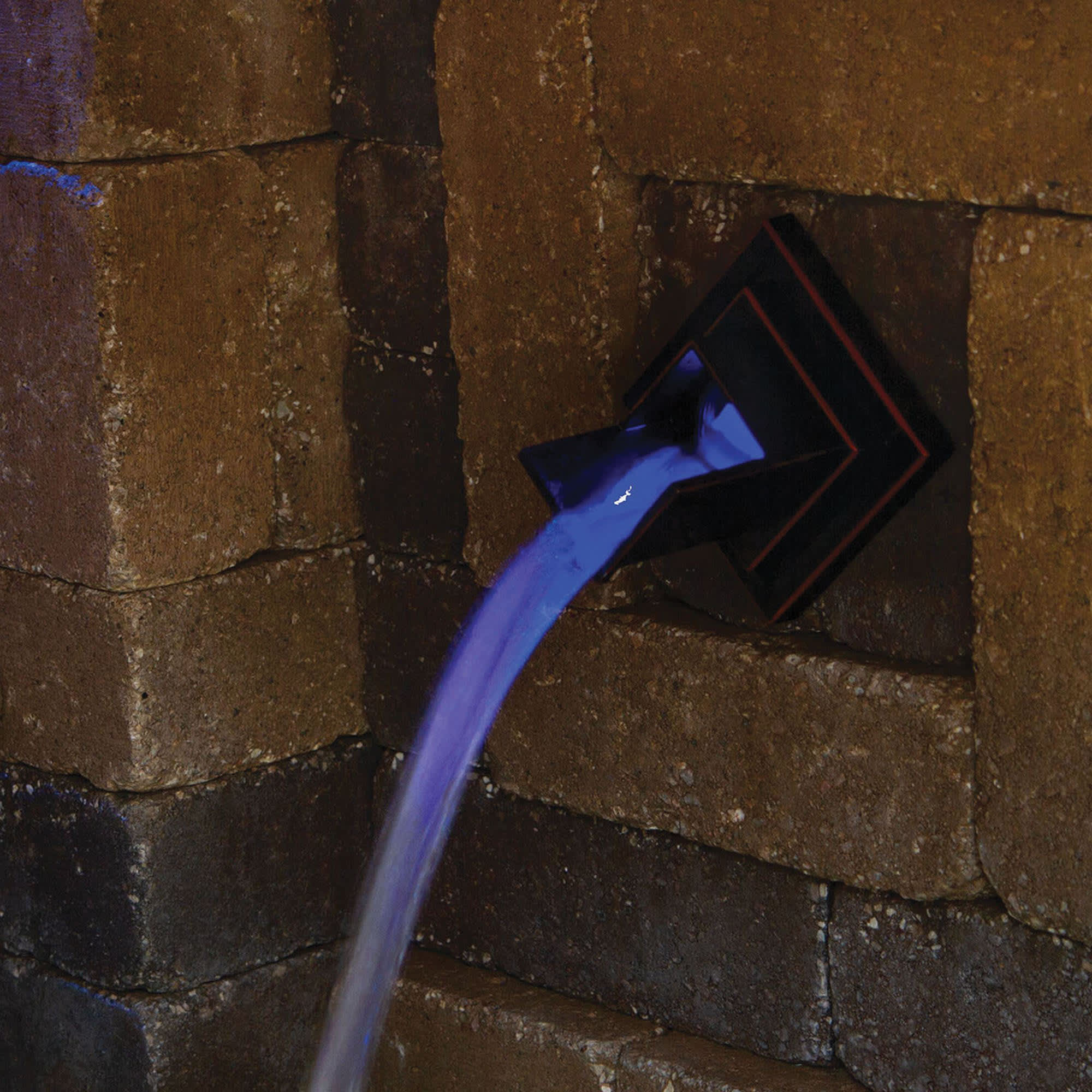 600 gph 7" x 4-3/4" x 7" Bronze For Formal Spillways and Flexible Hardscape Basins Wall Spout | AWGWSVS
