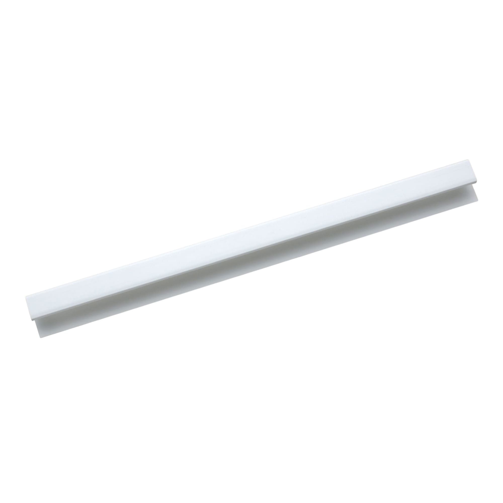 20-3/4" Vinyl White Snap-On For 63M and 65M Mop Basin Bumper Guard | MUS63401
