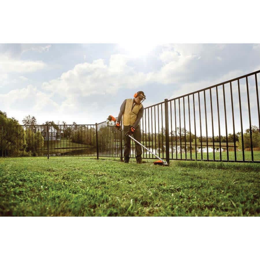 2.2 cu-in 1.9 bhp Trimmer | STIFS131R