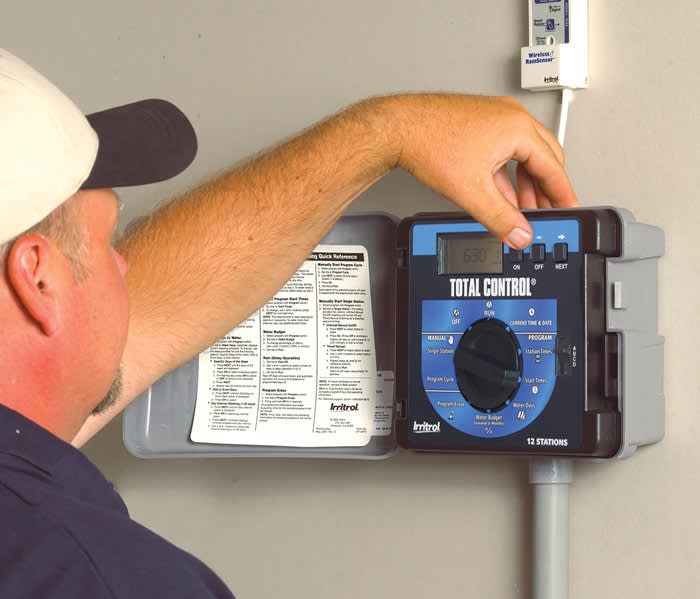24 VAC Wall-Mount Metal Cabinet 12-Station Hybrid 4-Program Irrigation Controller | IRRTC12INR