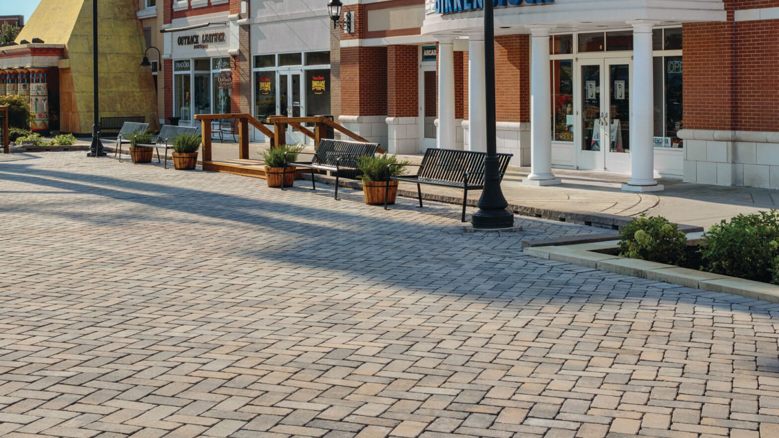 Aqua-Bric Type-1 Paver, Ardennes 1-Piece, 5 x 10 x 3-1/8" | 10352010