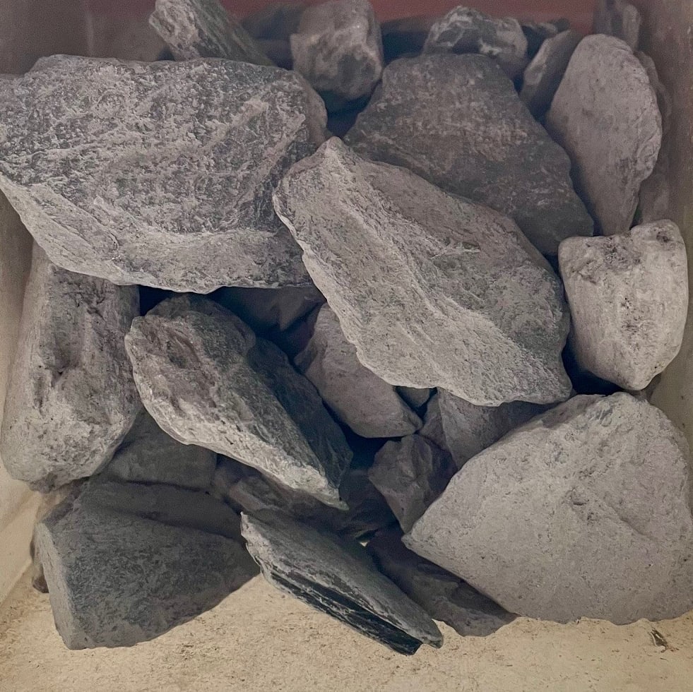 Slate Chips Medium - Scoop | SCMED
