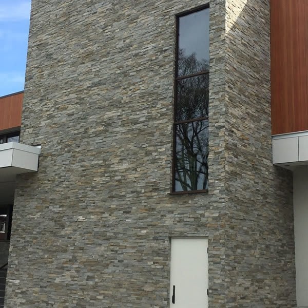STACKED STONE FLATS ALPINE GREY ALPINE GREY QUARTZITE SPLIT FACE FLATS - 6 EA (6 SF) PER BUNDLE / 288 EA (SF) PER PALLET 6" X 24"