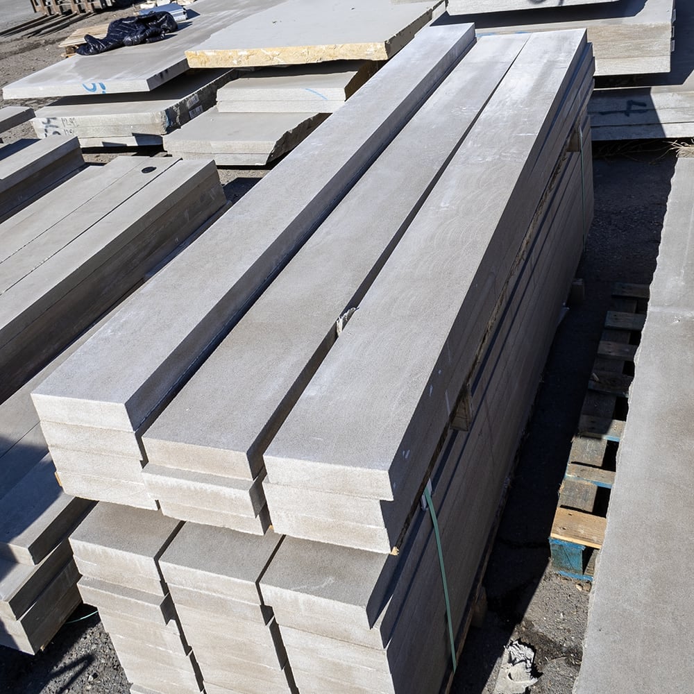 Grey Sill Cap 2L Smooth,2-1/4" x 8" x 96", 8 Ft/ Ea 27 Ea/ Pallet 216 Ft/ Pallet Natural Stone