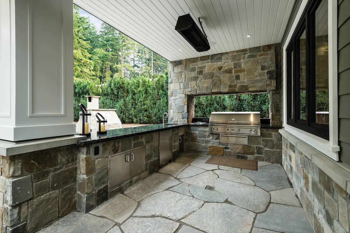 SIERRA RIDGE - ROMAN CASTLE - THIN VENEER - CORNERS - 150 LF/CRATE - (P)