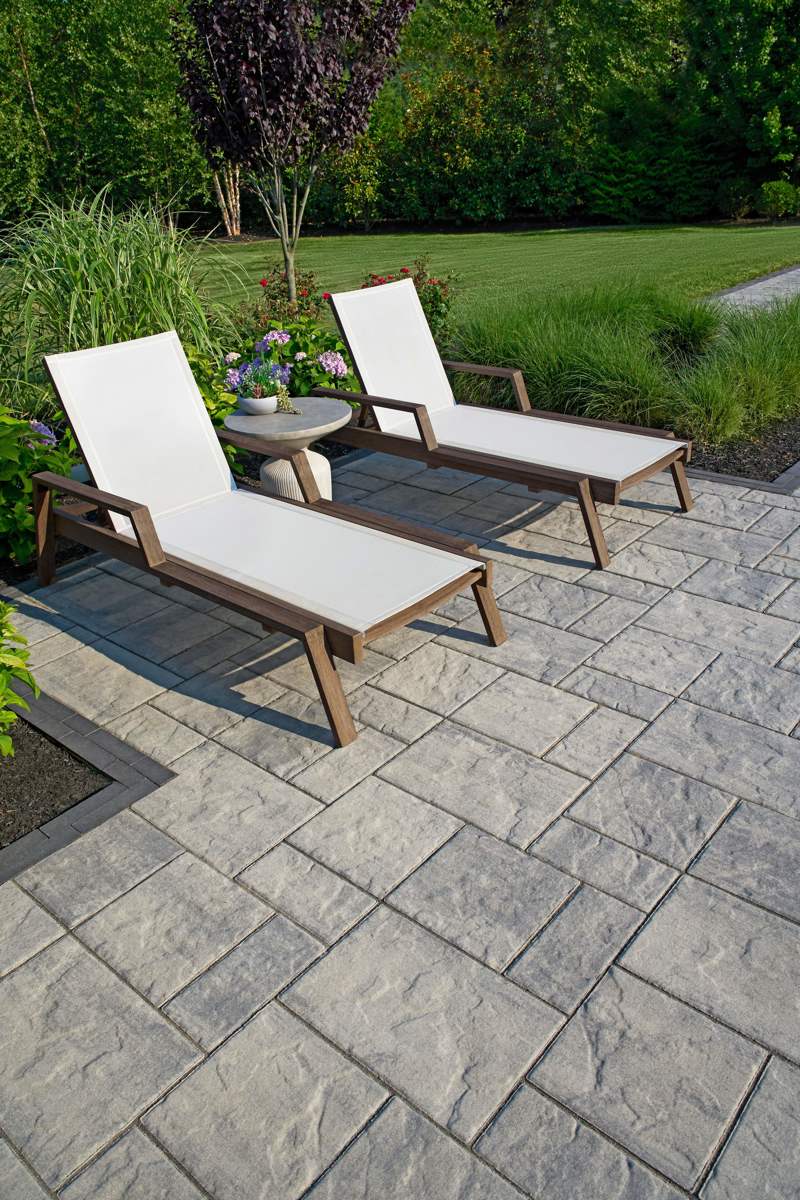 Techo-Bloc Blu Grande Slate Patio Slab, 19-1/2" x 32-1/2", Shale Grey | 006171