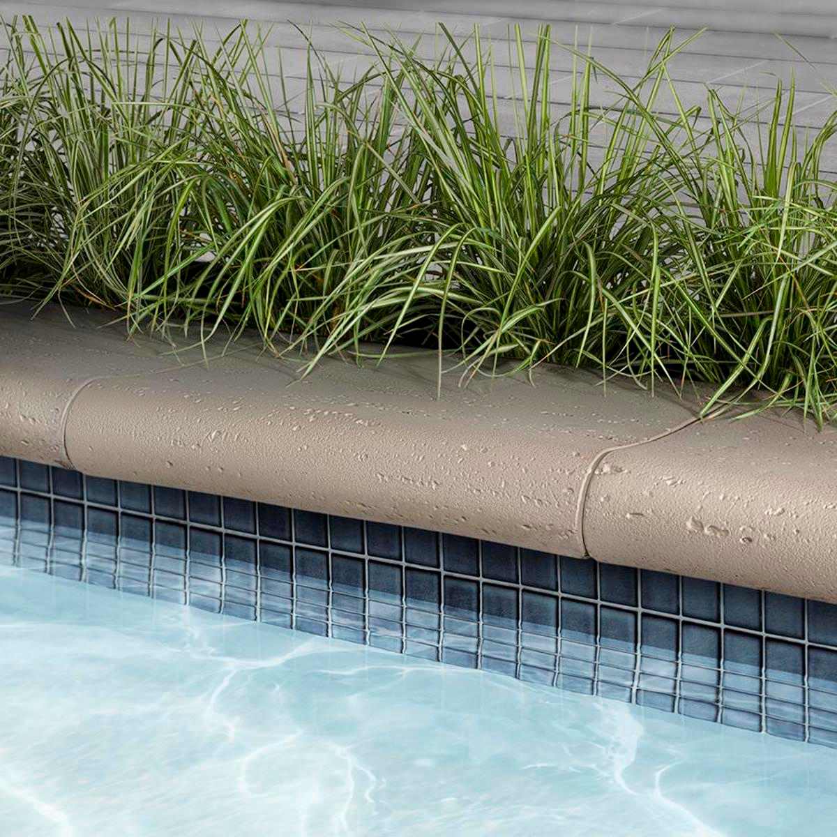 Techo-Bloc Bali Travertina Raw Coping, 16" x 12" x 2-3/4", Ivory | 006197