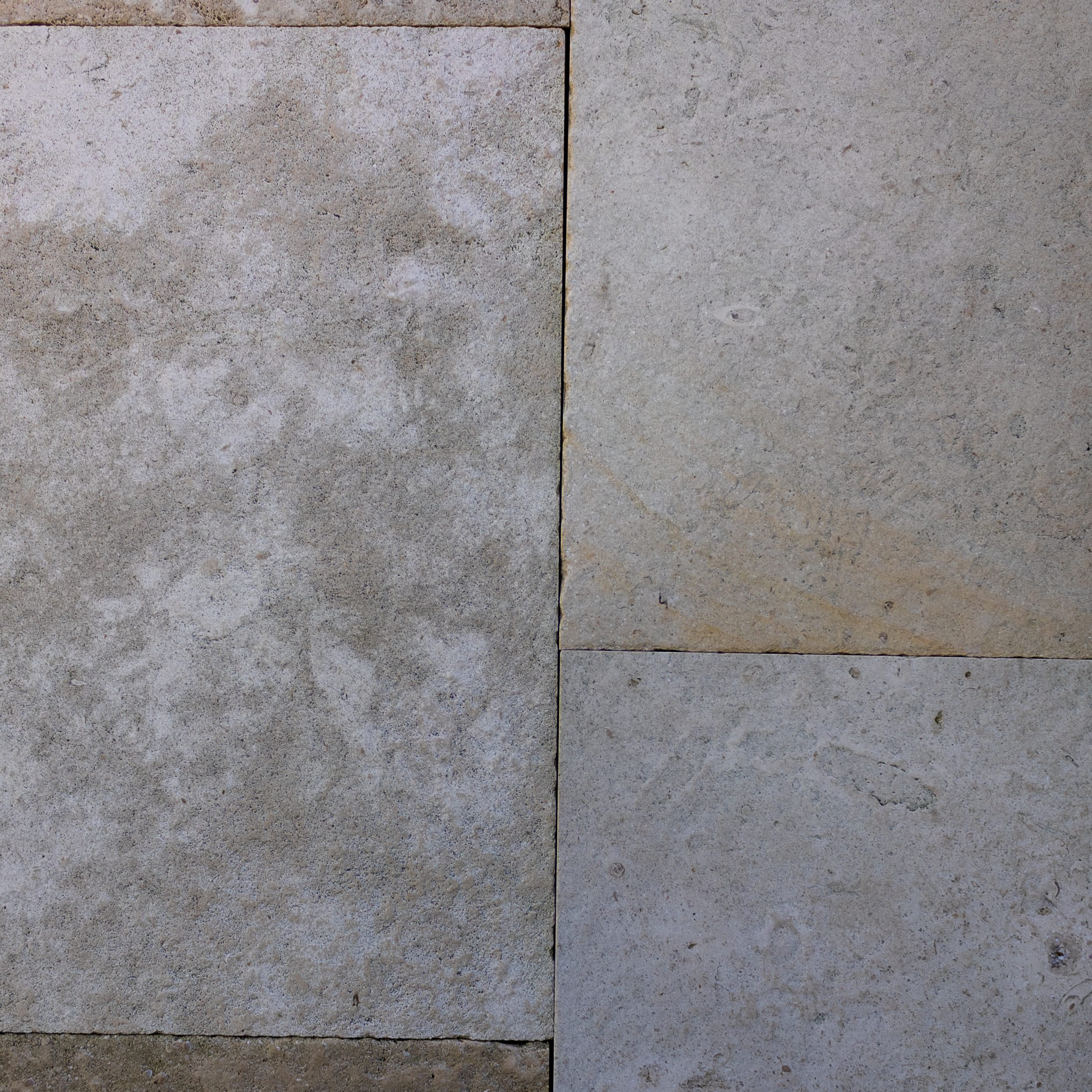 NO.7 LUGET CLAIR FRENCH LIMESTONE ANTIQUED TOP, DISTRESSED EDGES 24" X RL X 2CM