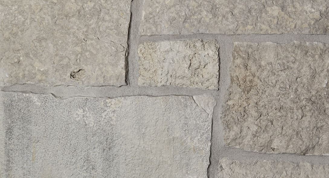 FOND DU LAC CASTLE ROCK                  40 SQFT PER TON