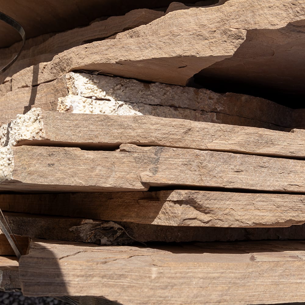 Arizona Rosa Flagstone Standup 1"-2" 1" Minus