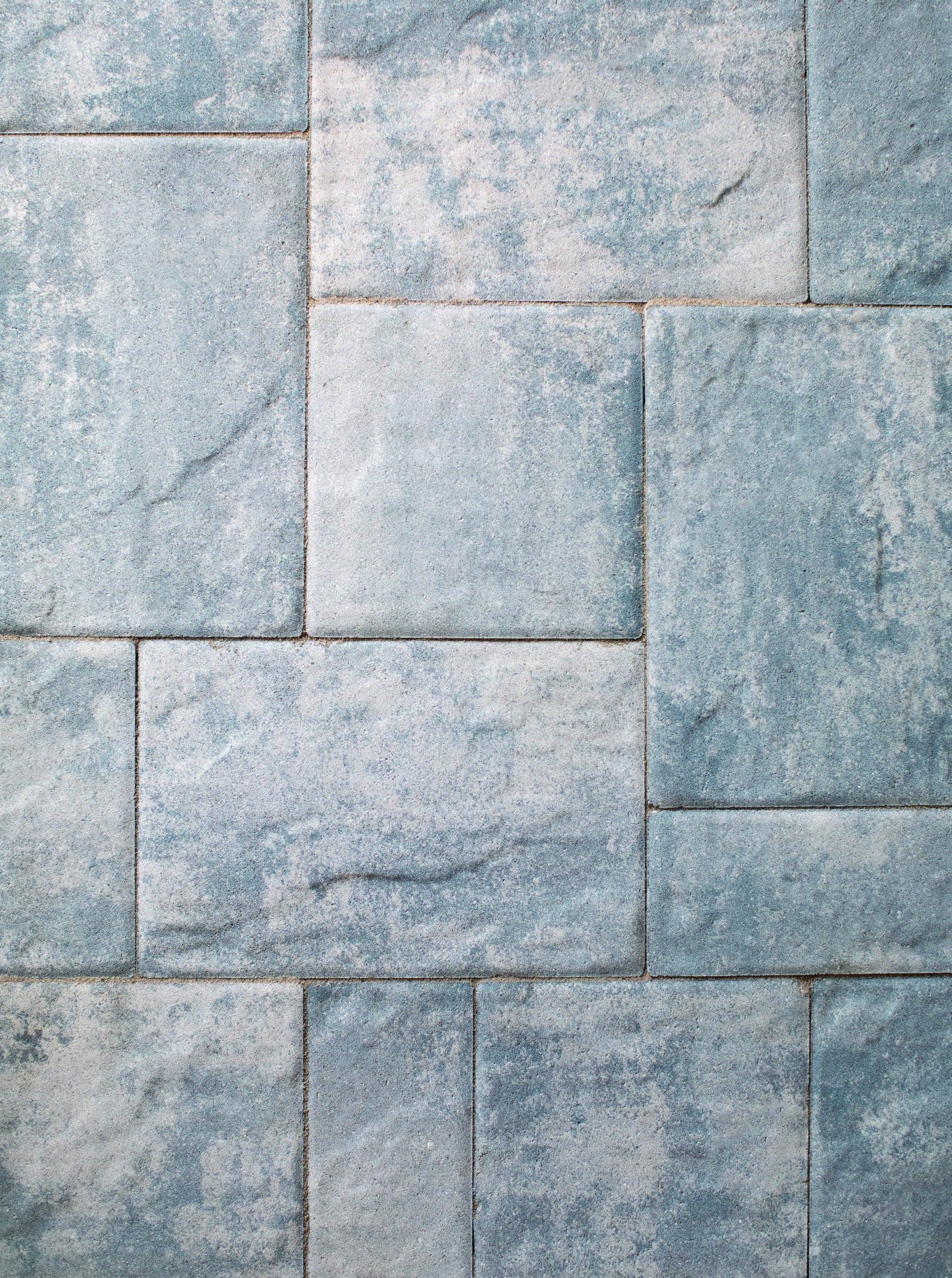 NICOLOCK ALPINE CONT. OCEANIC BLUE 107SF/PALLET 16" X 24"