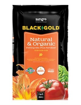Black Gold Natural & Organic Potting Soil 2cf (40/PL)