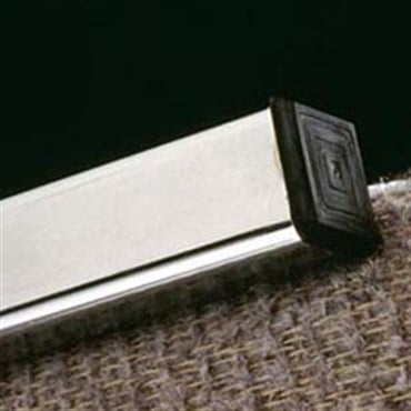 1-1/4" SQUARE CAP PLUG FP204