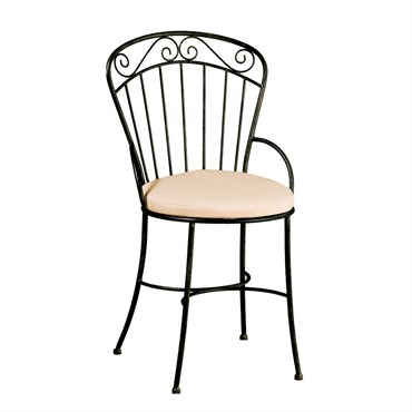Deer Park Imperial Chair With Tan Cushion