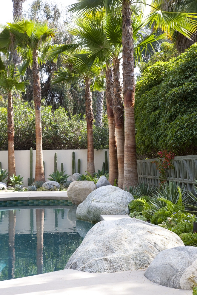 Mid-Century Modern; An Ode to Frey by Gabriela Yariv Landscape Design - Photo 11