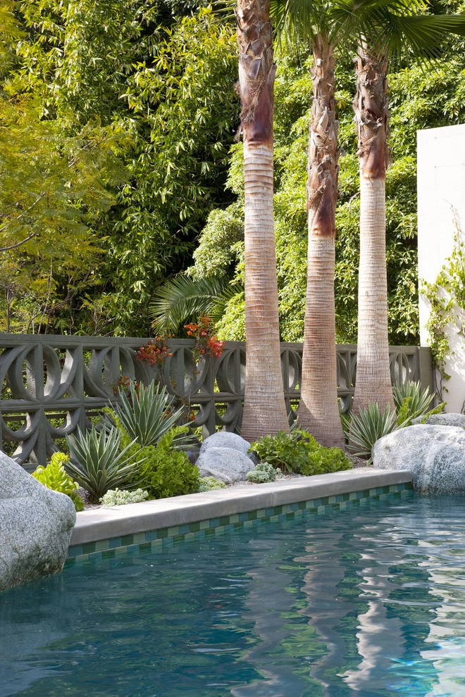 Mid-Century Modern; An Ode to Frey by Gabriela Yariv Landscape Design - Photo 7