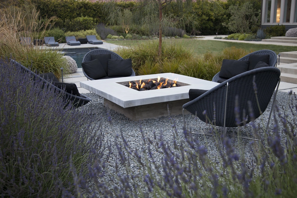 Palisades Bluff Contemporary by Gabriela Yariv Landscape Design - Photo 8