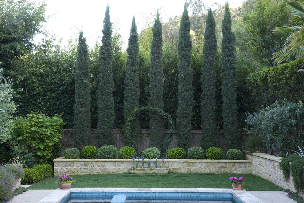 South Bay Provençal by Gabriela Yariv Landscape Design - Photo 11