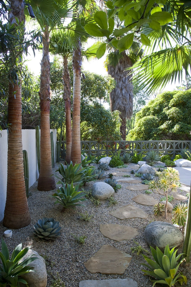 Mid-Century Modern; An Ode to Frey by Gabriela Yariv Landscape Design - Photo 9