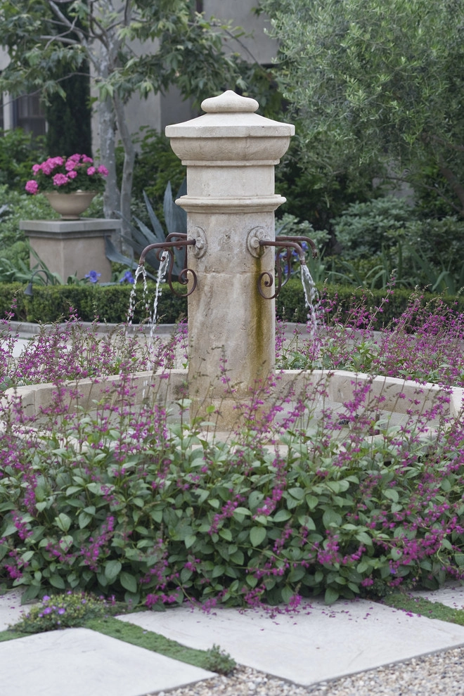 Sylvanus Marston Mediterranean by Gabriela Yariv Landscape Design - Photo 9