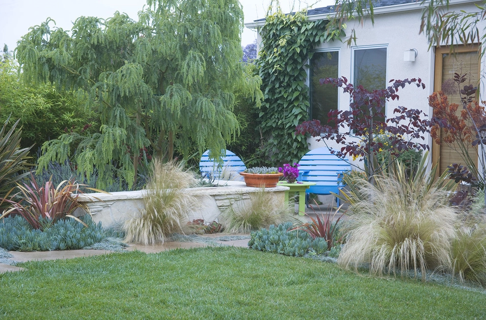 Whimsical Garden, Santa Monica by Gabriela Yariv Landscape Design - Photo 6