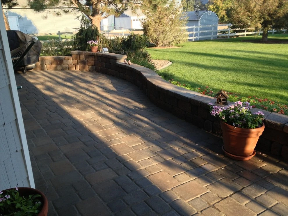 ClearWater Landscape - Photo 11