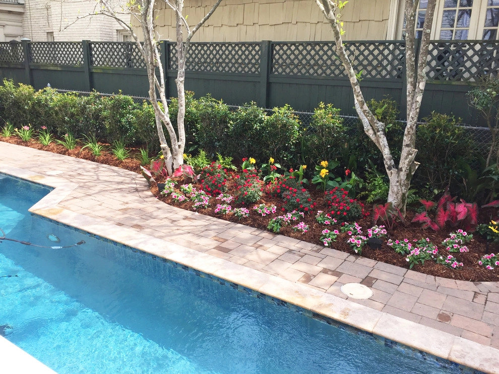 Uptown Pool Patio by Garden Doctors Landscaping - Photo 3