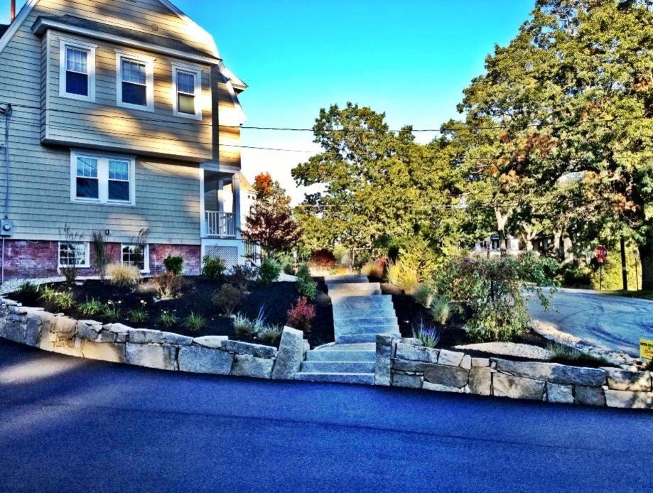 CRW Landscaping LLC - Photo 14