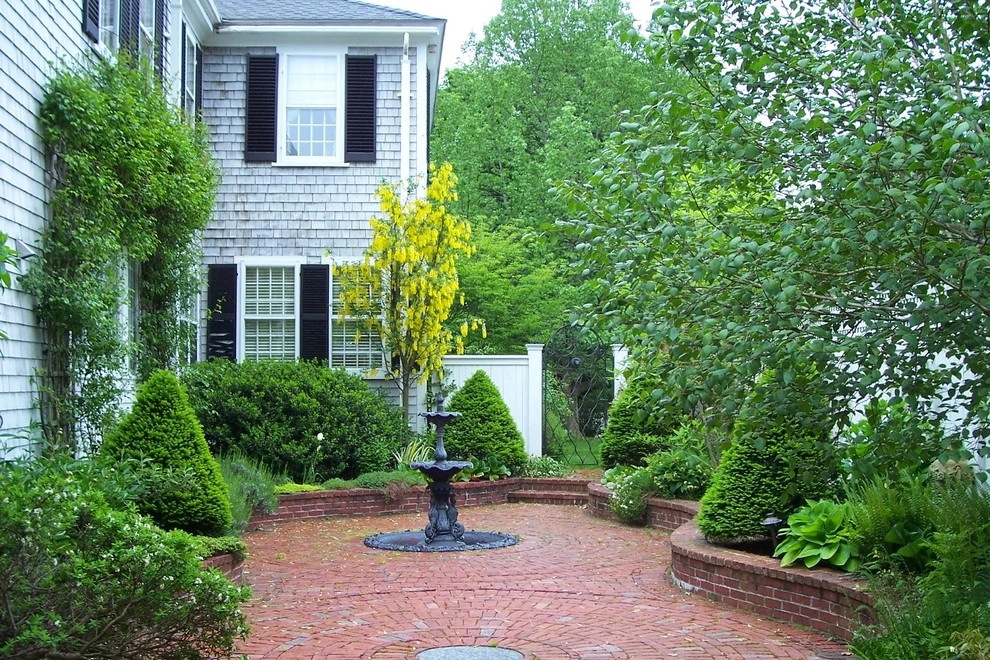 Courtyard Redesign by Garden Vignettes - Photo 4